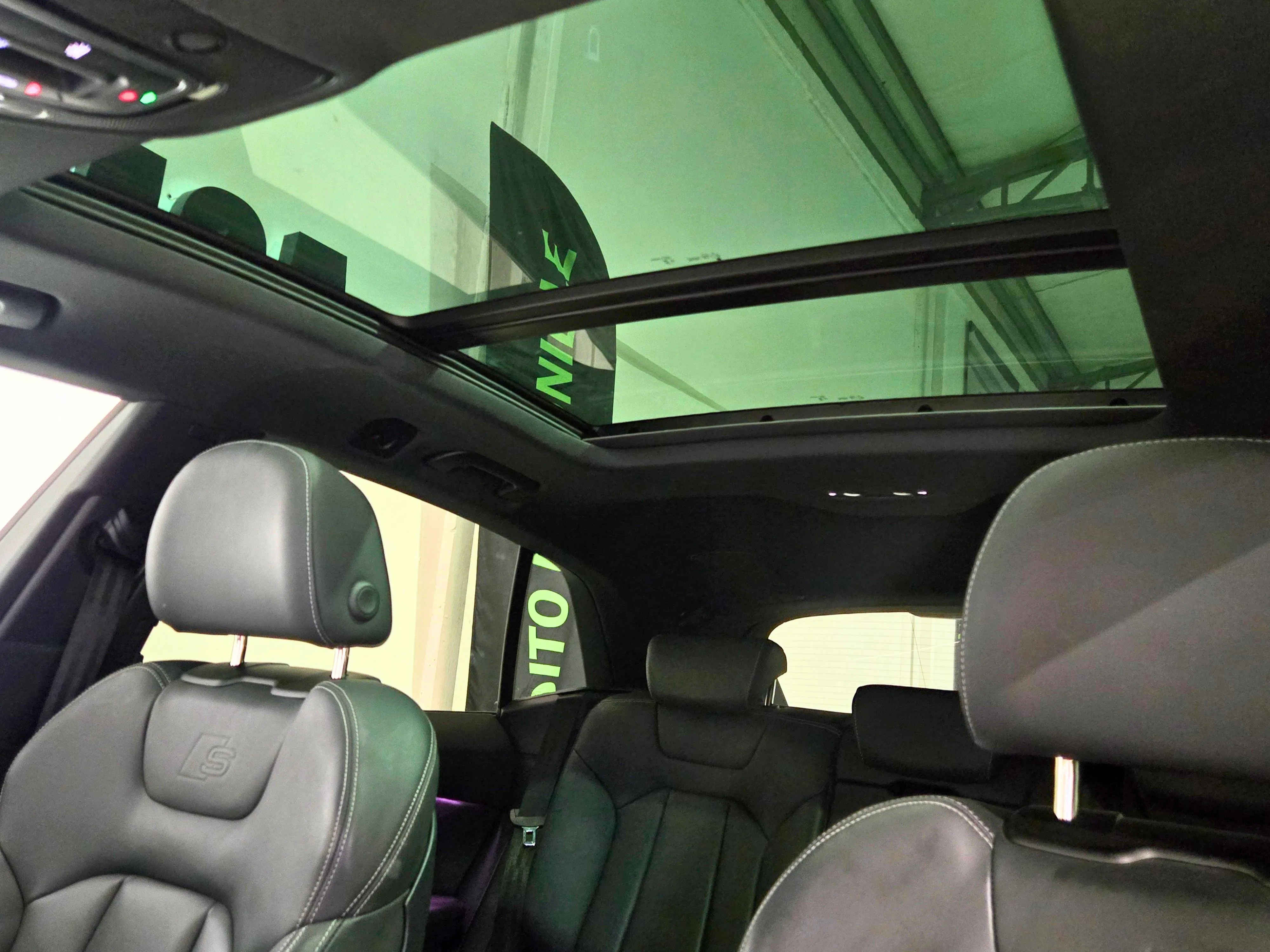 Audi Q8 S LINE 2023