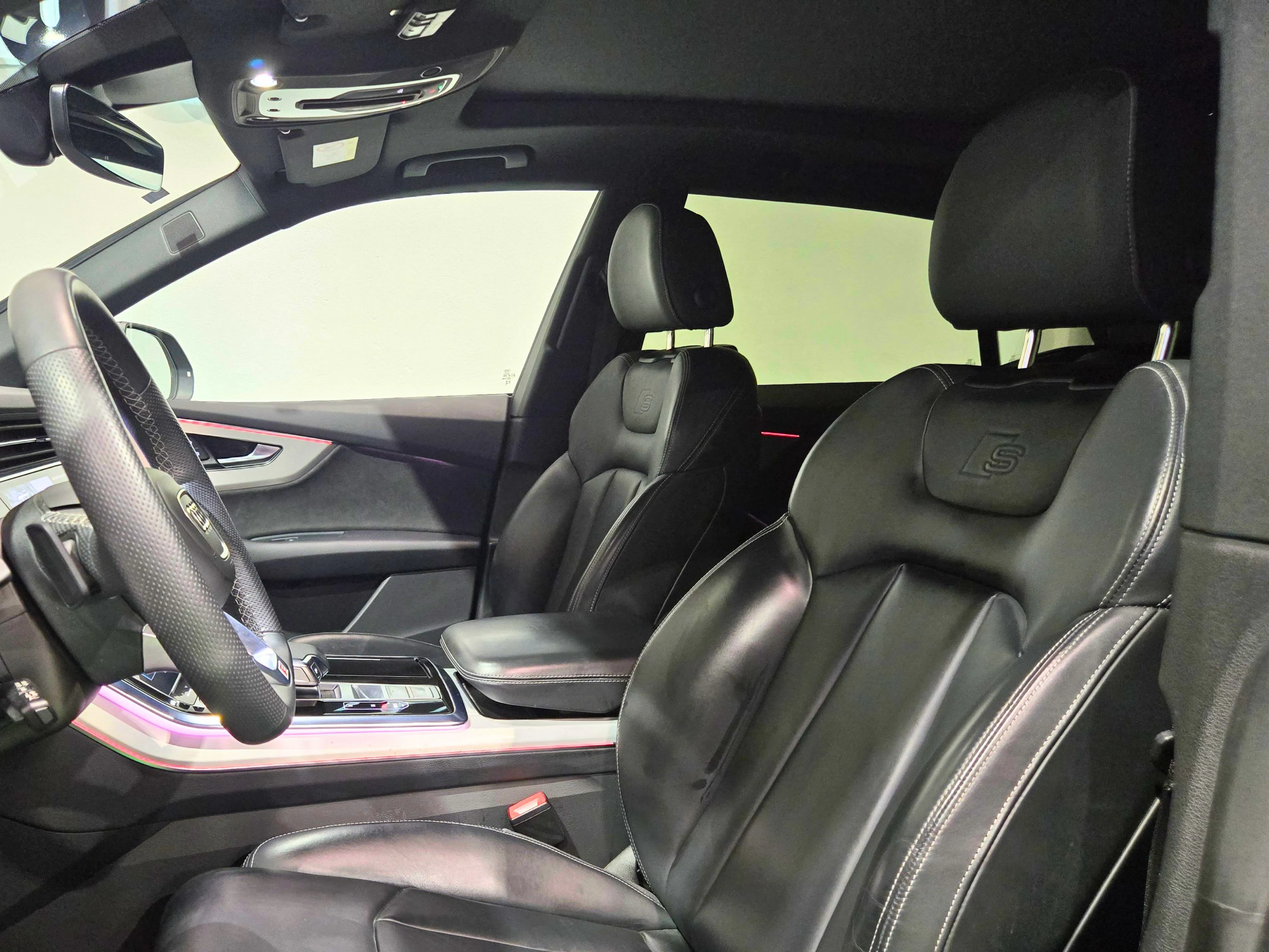 Audi Q8 S LINE 2023