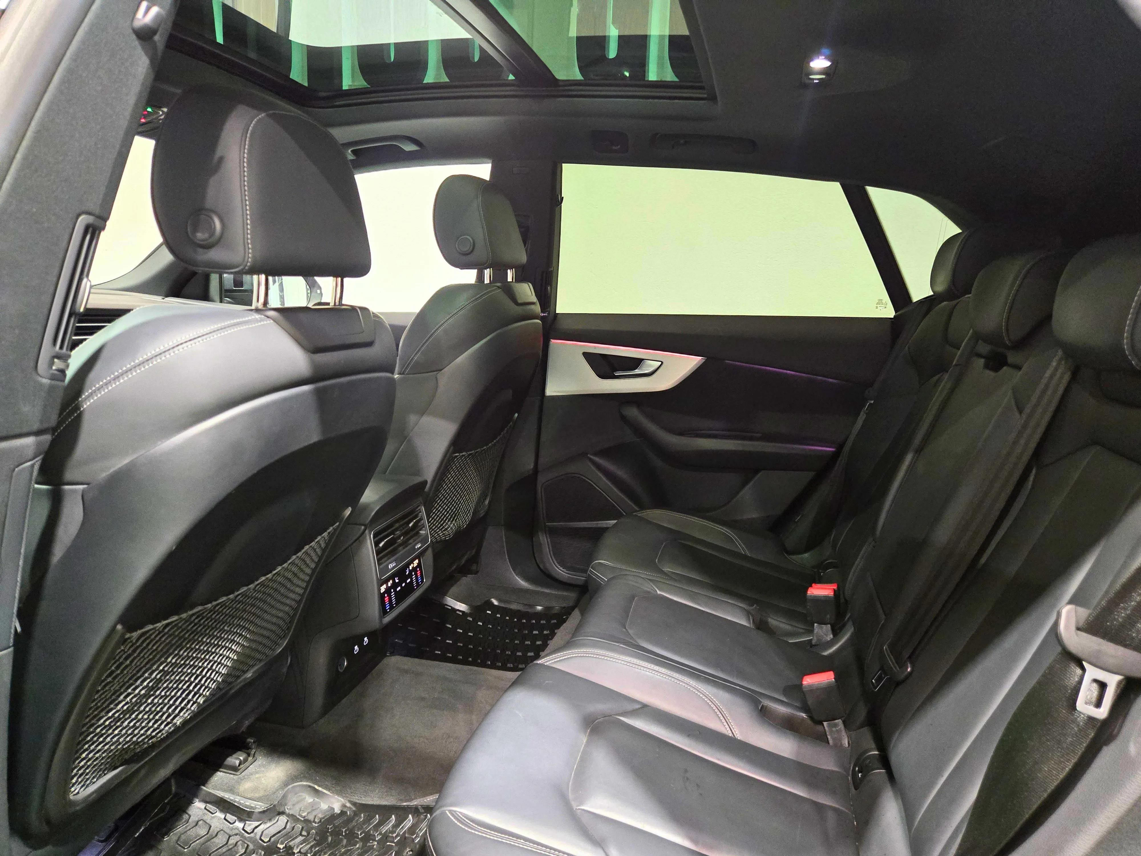 Audi Q8 S LINE 2023