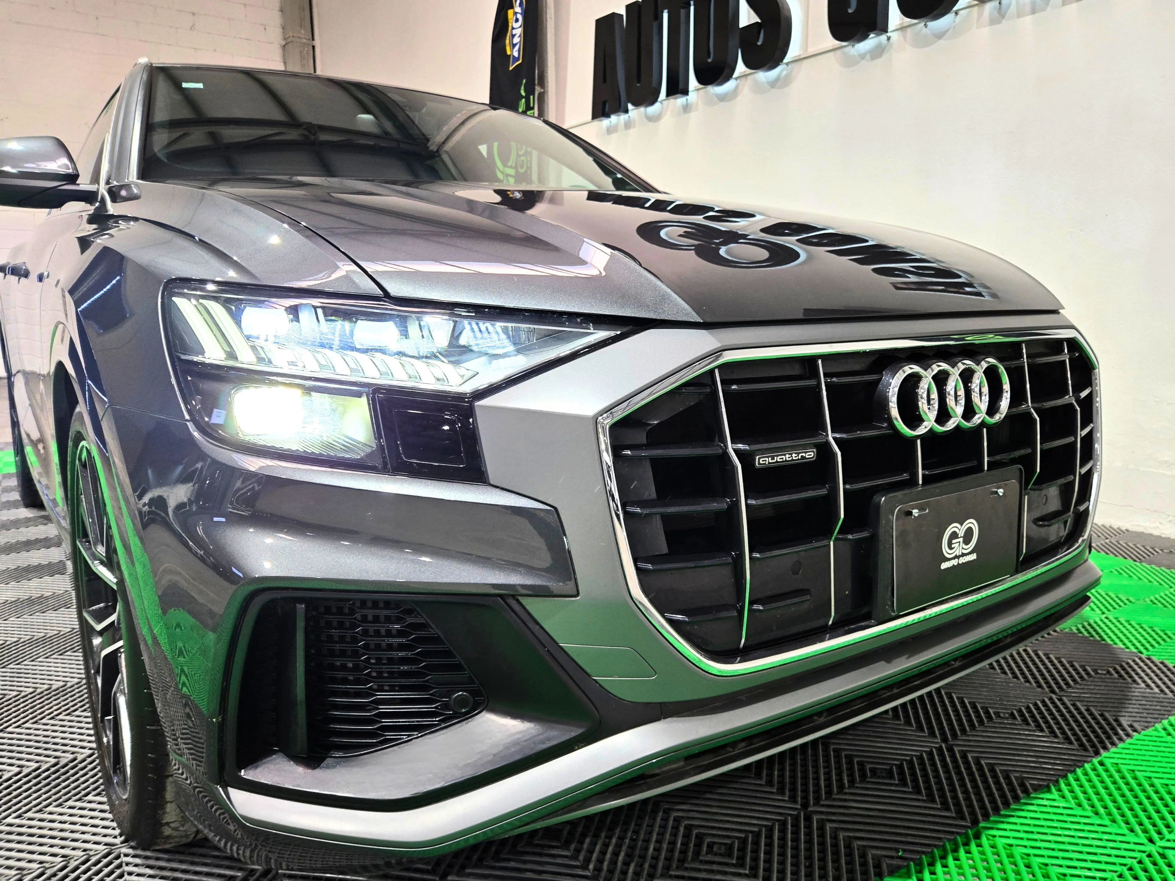 Audi Q8 S LINE 2023
