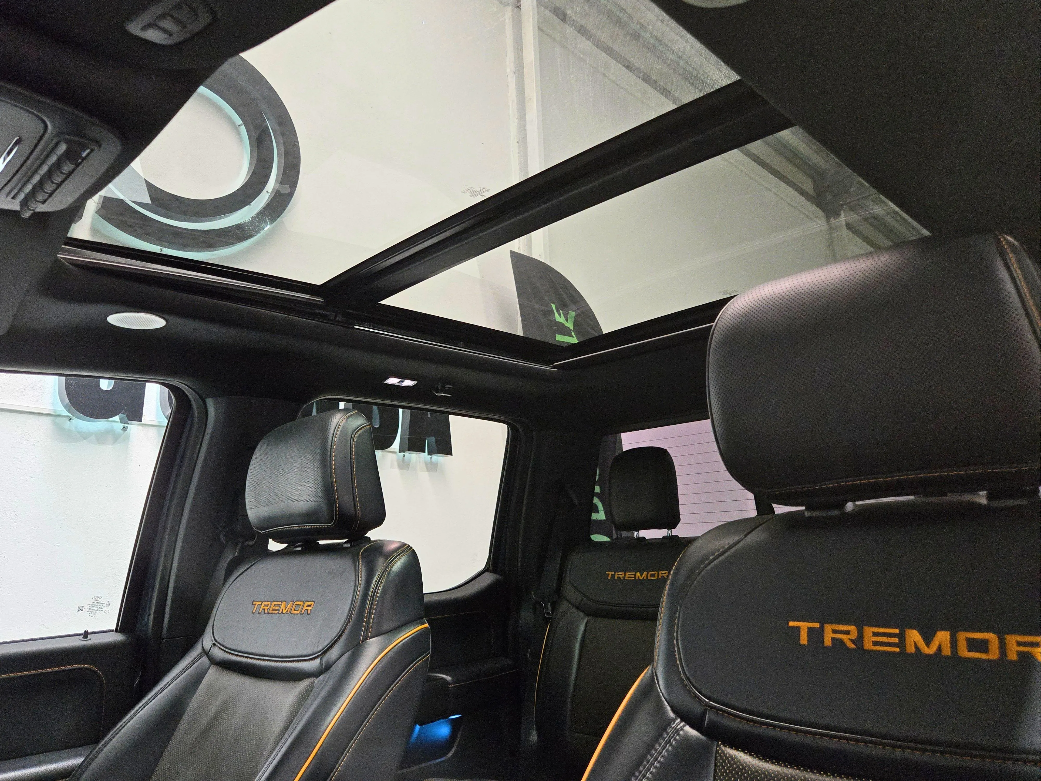 Ford Lobo Tremor High 2023