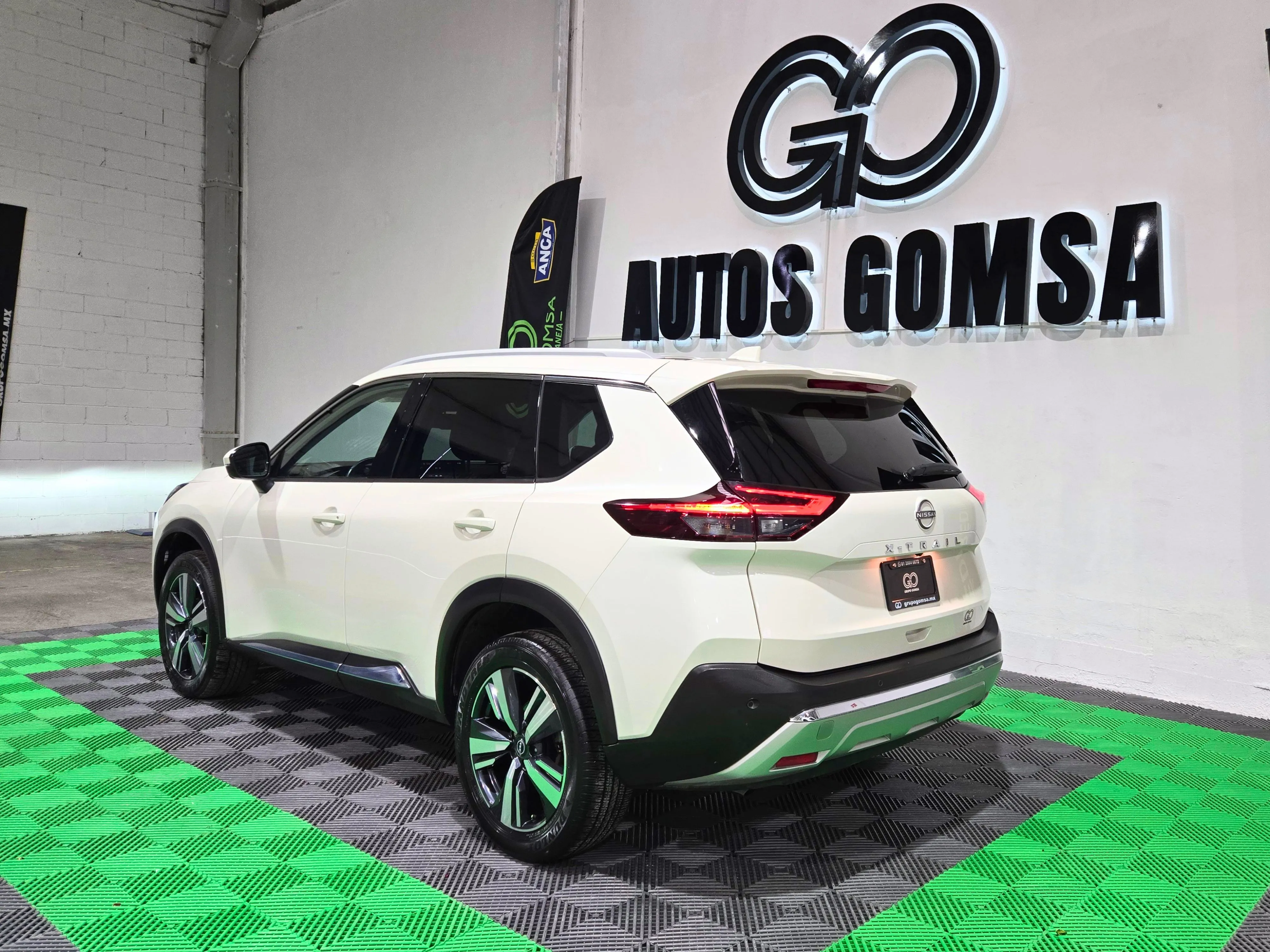 Nissan X-Trail Platinum 2 row 2024