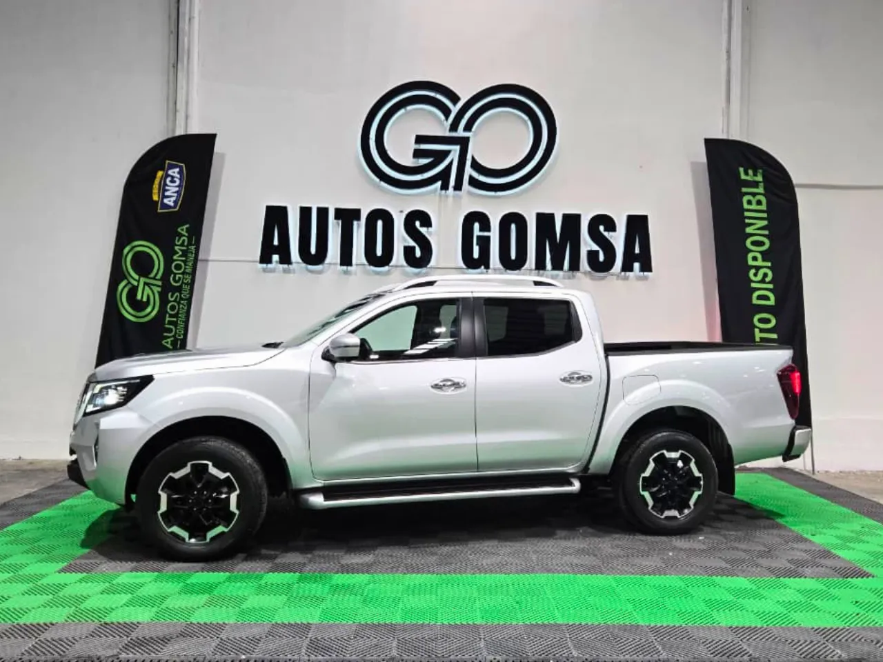 Nissan Frontier Platinum LE 2024