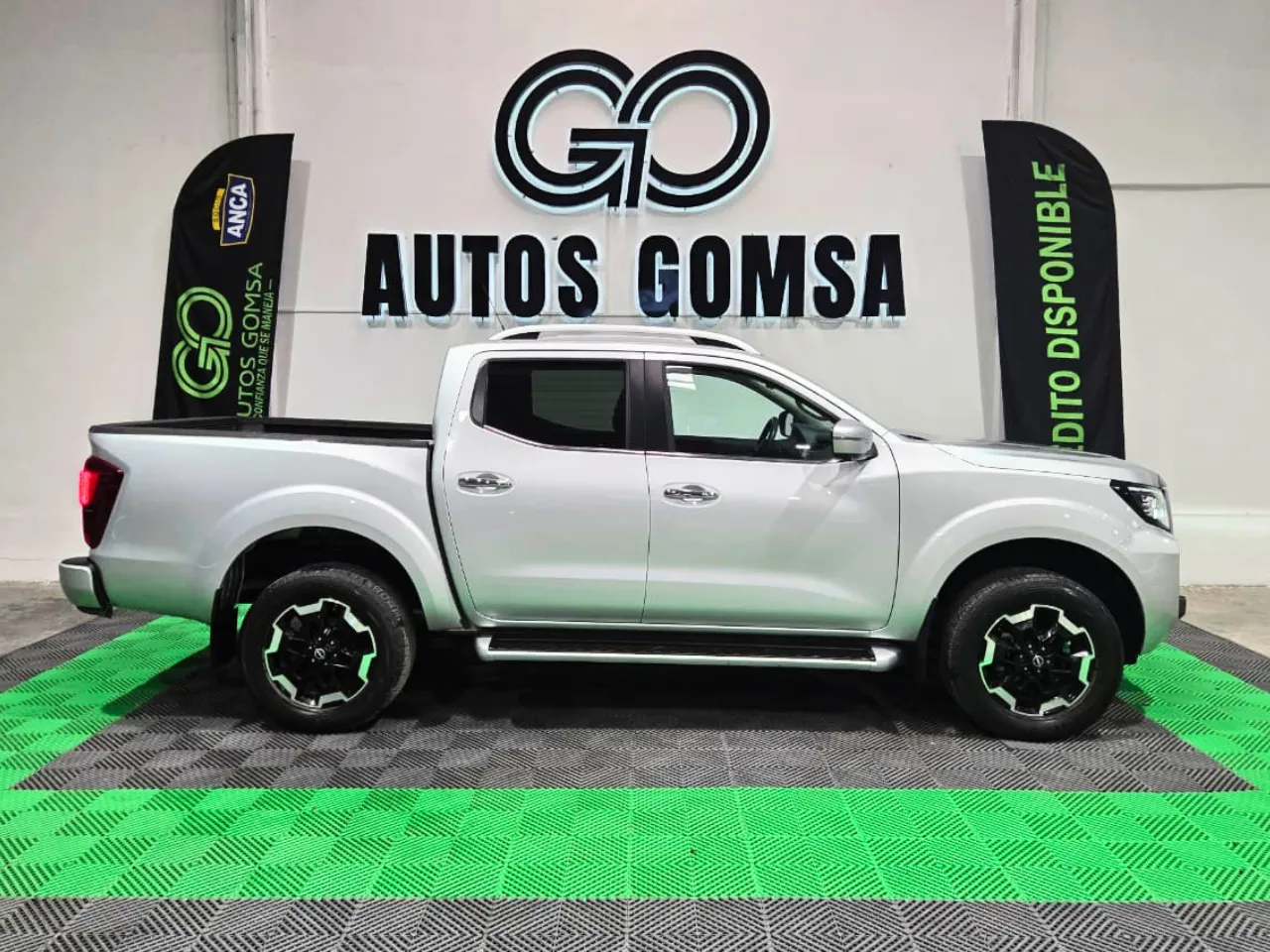 Nissan Frontier Platinum LE 2024