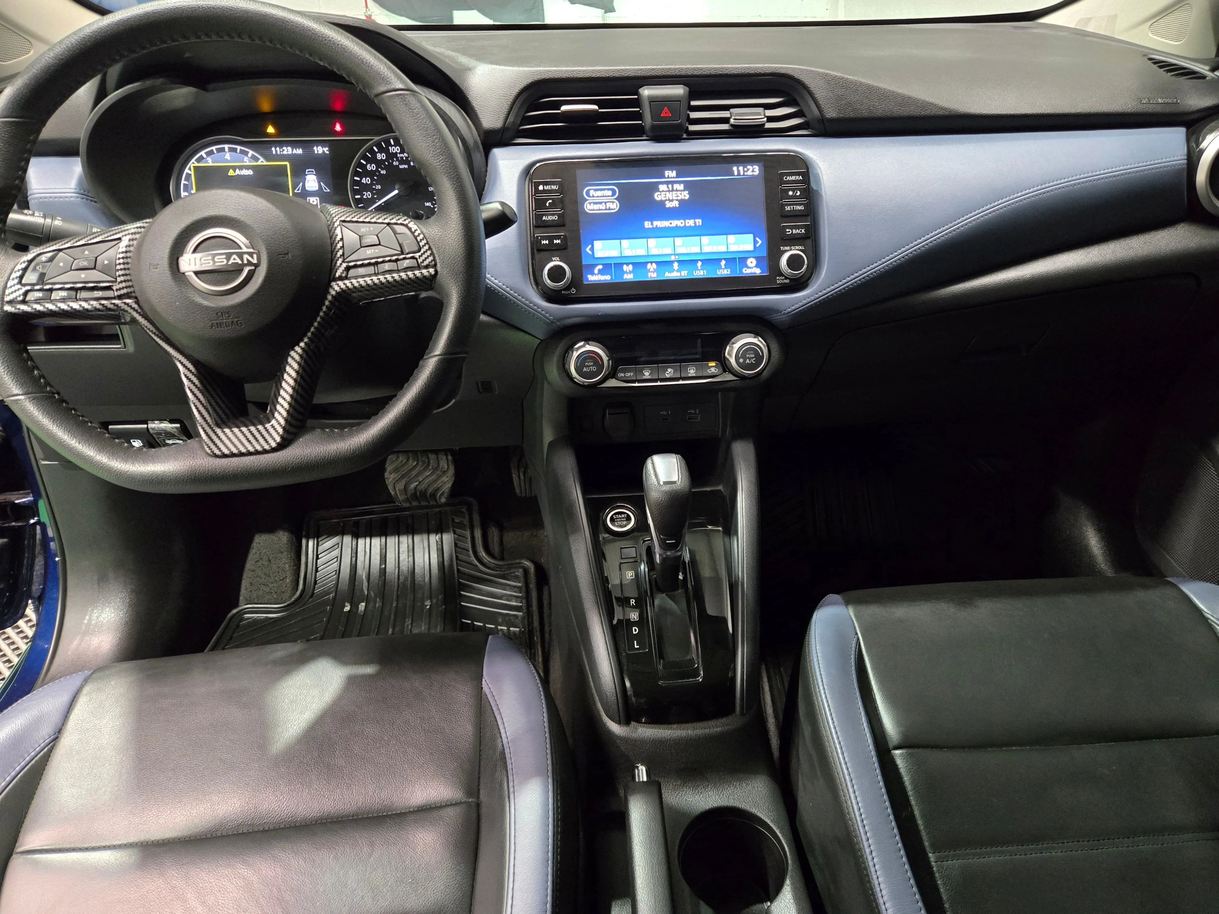 Nissan Versa Exclusive 2024