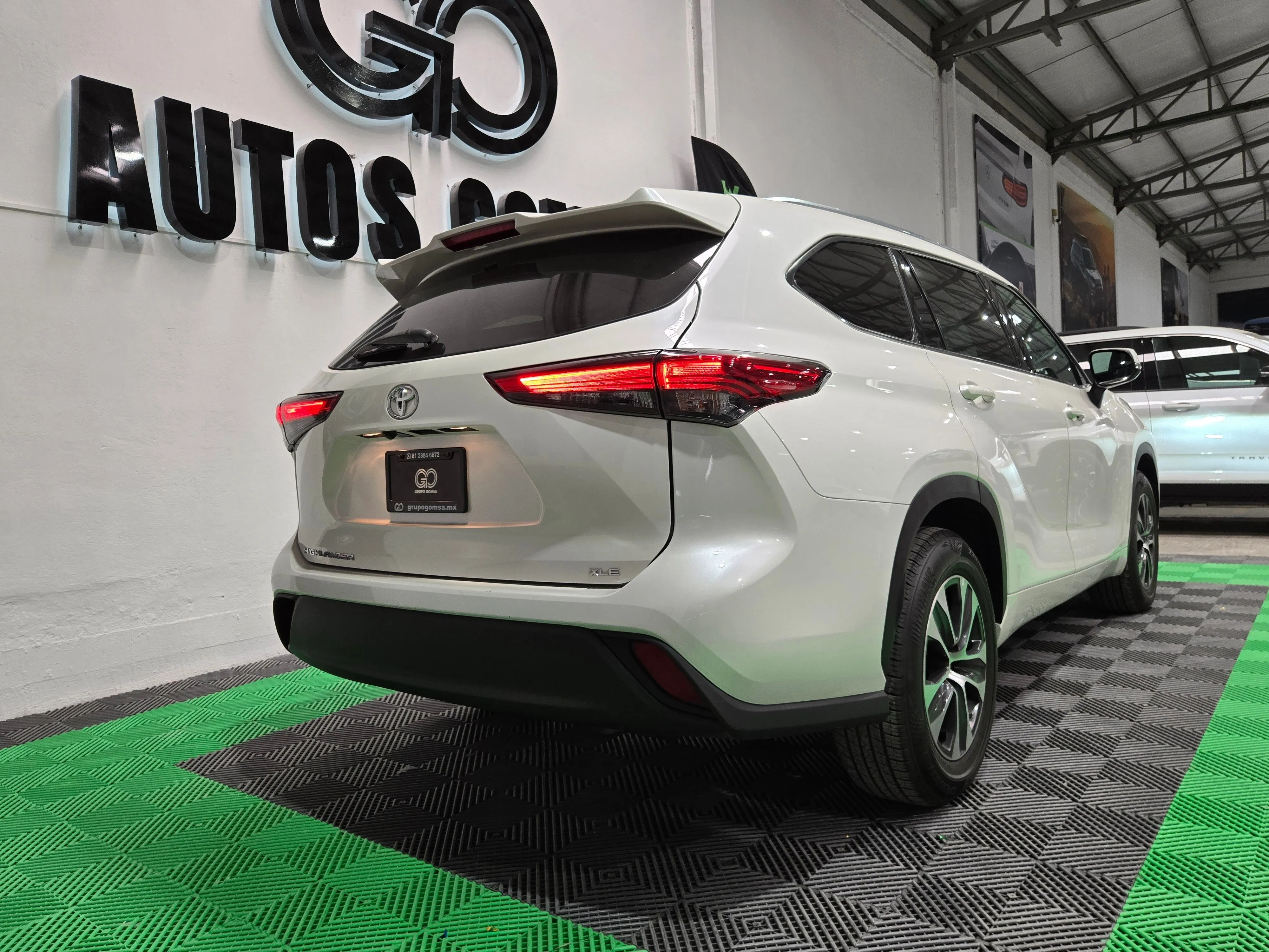 Toyota Highlander XLE 2021