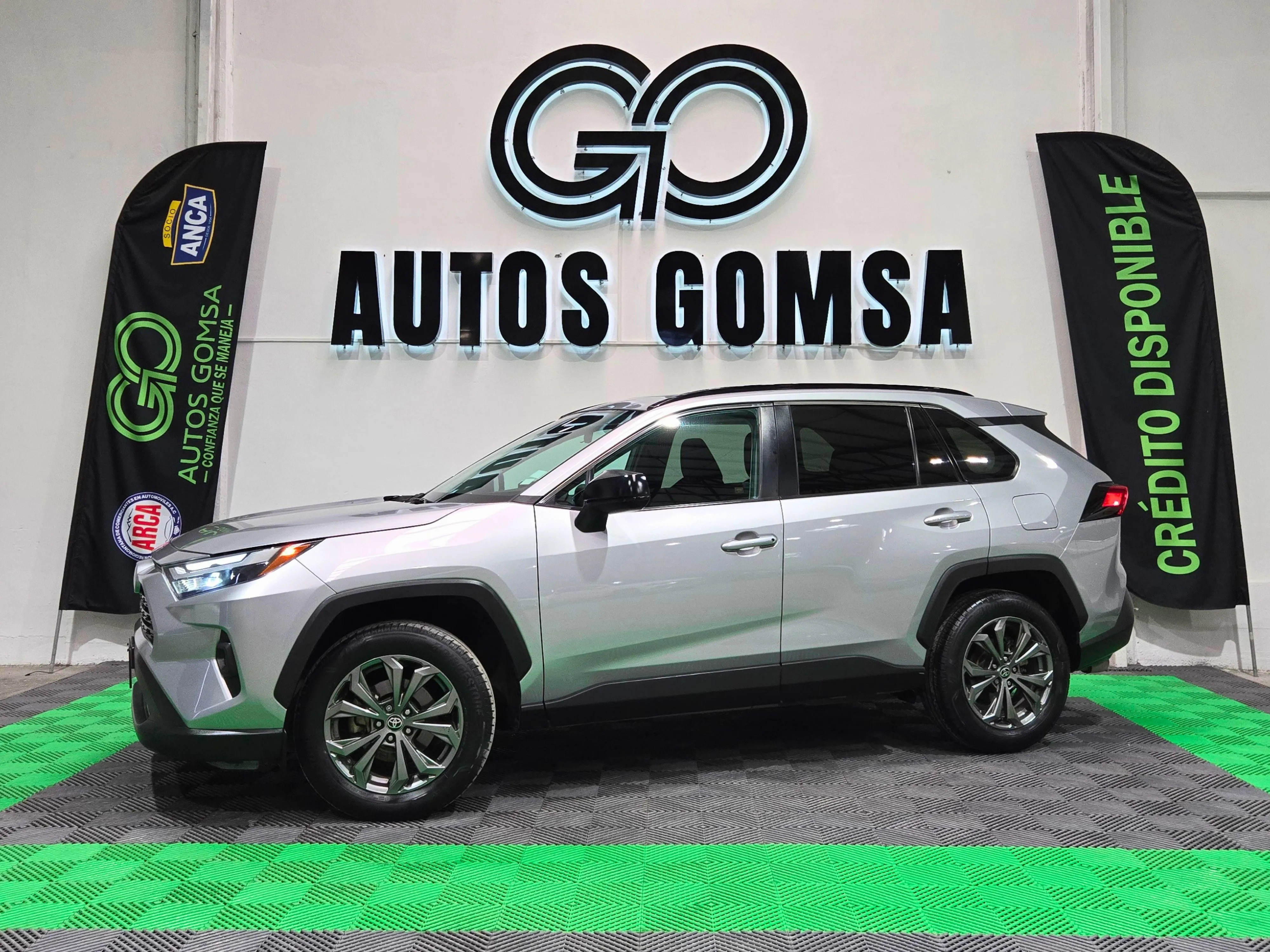 Toyota RAV4 XLE 2022
