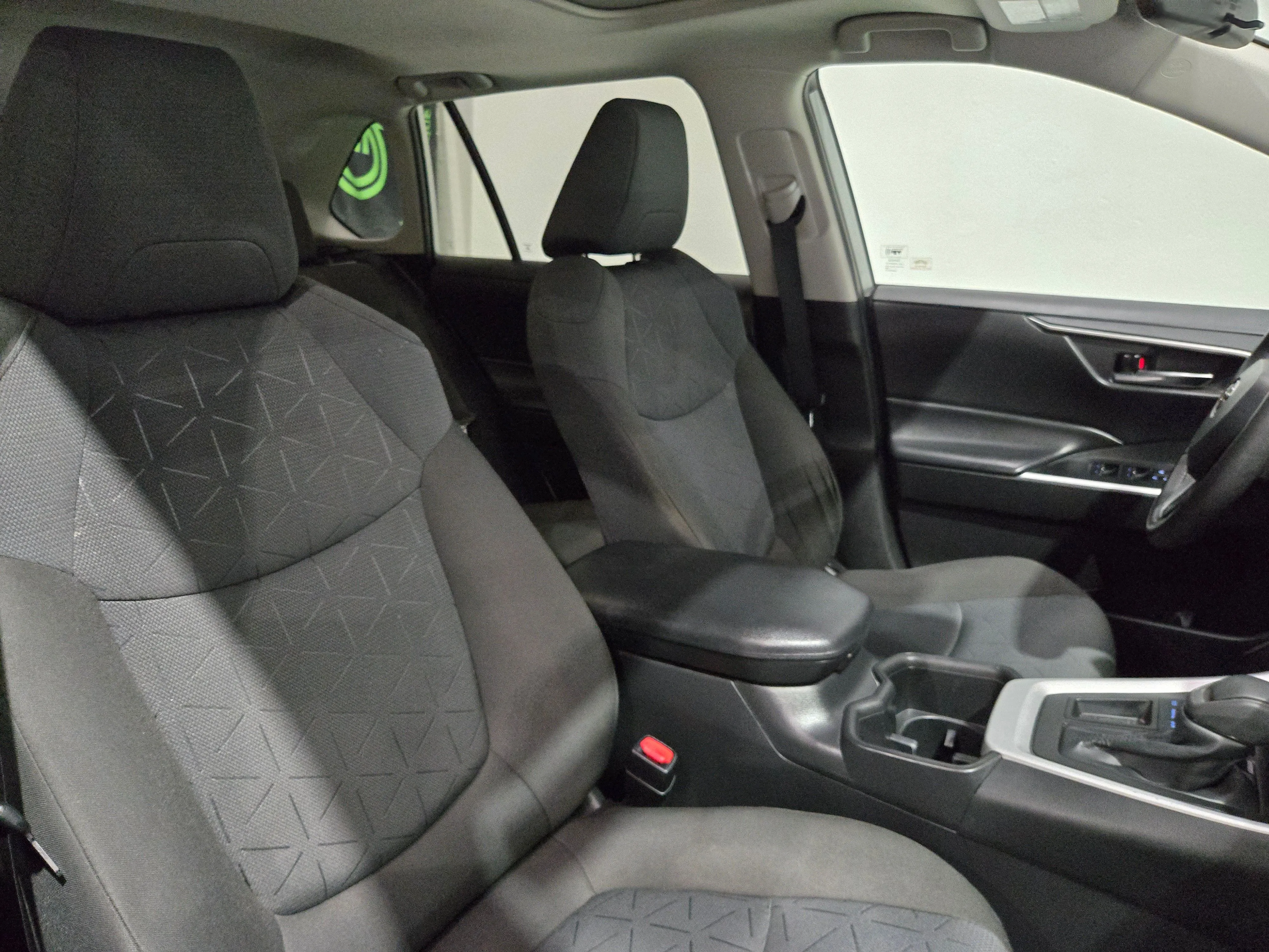 Toyota RAV4 XLE 2022
